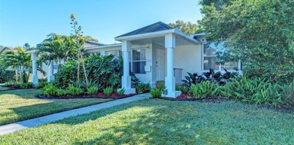 235 Mateo Way Ne, St Petersburg