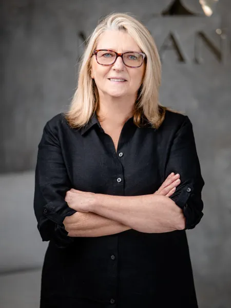 Agent Ingrid Bartolain