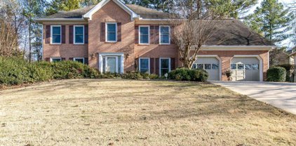 3304 Standing Peachtree, Kennesaw