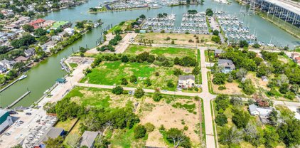 200 W 4th Street, Kemah
