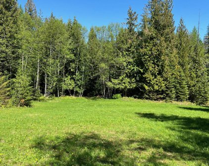 2088 Lower Pack River Rd, Sandpoint