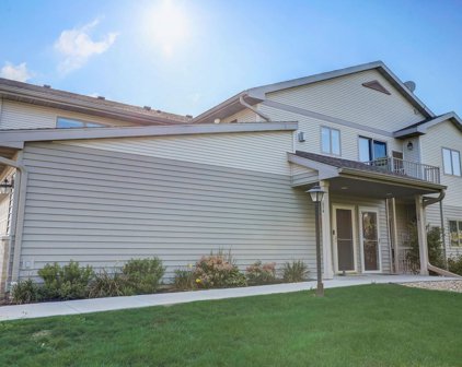 634 Military Ridge Drive, Verona