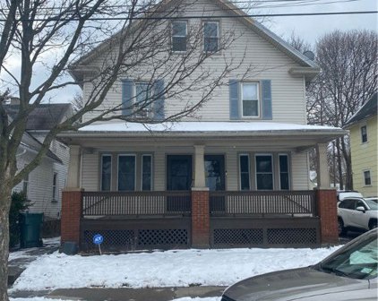 111 Van Stallen  Street, Rochester City-261400