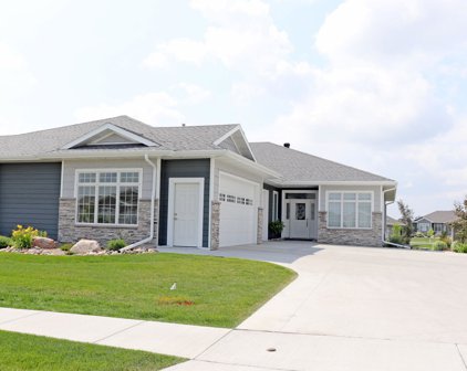 1005 Select Lane, Bismarck