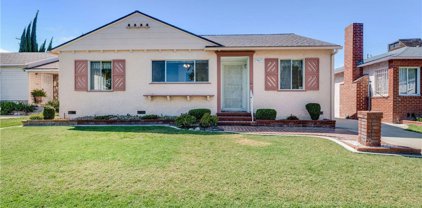 4827 Deeboyar Avenue, Lakewood