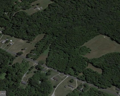 327 Pine Tree Rd, Chestertown