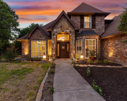 7708 Riverview  Court, Fort Worth