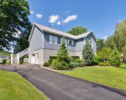 1010 Goose Bay Rd, Ashland City