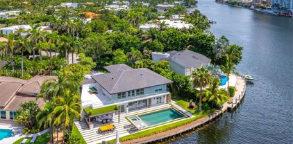 447 Center Island Dr, Golden Beach