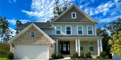 156 Greenbrier Way, Canton