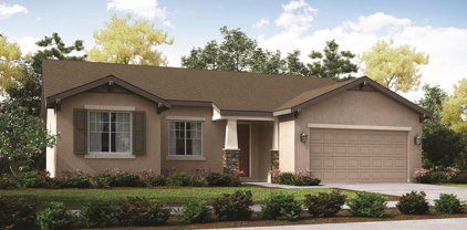728 Columbus, Delano