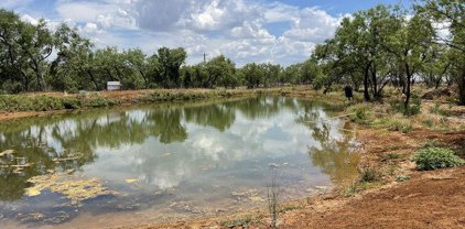 723 County Road 106, Floresville