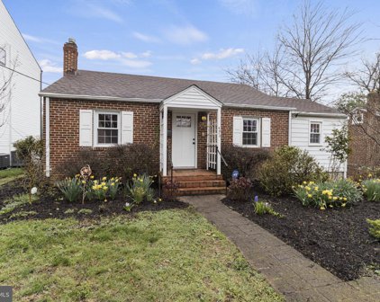 6613 Gude Ave, Takoma Park