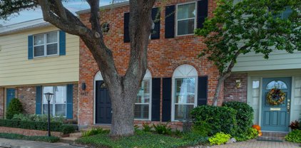 5807 Valley Forge Drive Unit 97, Houston