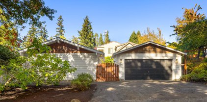 466 Ihland Way NW, Bainbridge Island