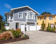 637 Hickey Boulevard, Pacifica image