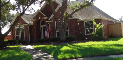 7422 Quiet Glen Drive, Sugar Land