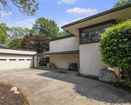 2625 Greenleaf Boulevard, Elkhart