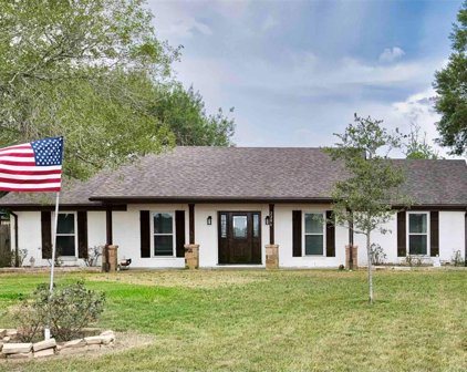 2286 Chew Road, Sealy