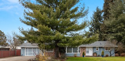 157 NE 14TH AVE, Hillsboro