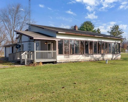 187 W State Road 18, Brookston