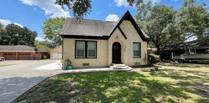 3008 Avenue K, Bay City