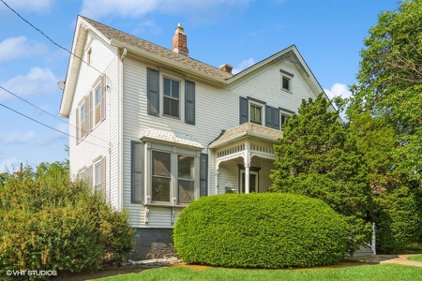 320 W Fremont Street, Arlington Heights