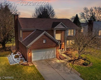 1728 FORESTHILL, Rochester Hills