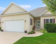 388 South Stone Ridge Drive, Lake Geneva image
