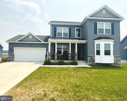 242 Recife Ct, Martinsburg