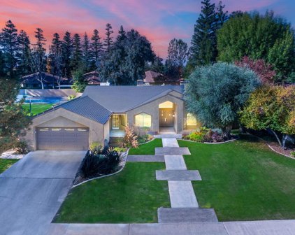 2713 Manitou, Bakersfield