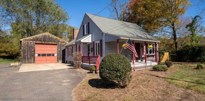 755 Main St, Hampden