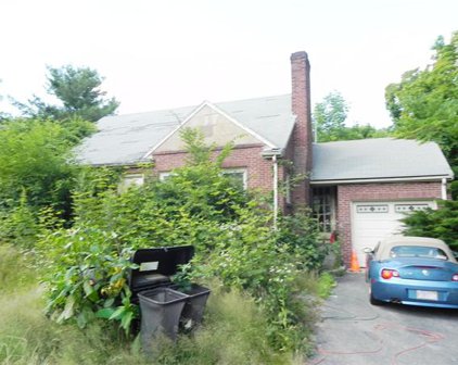 172 Boston Post Road, Wayland