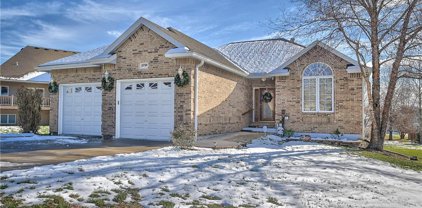 15709 Pine Circle, Basehor