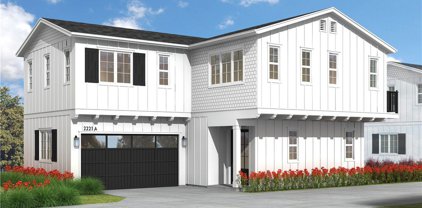 2221 Gates Avenue Unit A, Redondo Beach