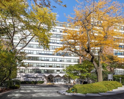 1616 Sheridan Road Unit #3G, Wilmette
