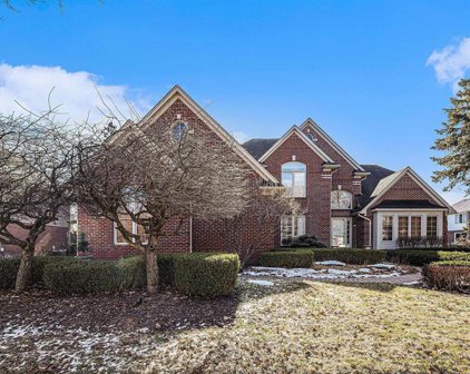 14220 Provim Forest, Shelby Twp