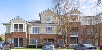 424 Waterford Lake, Cary
