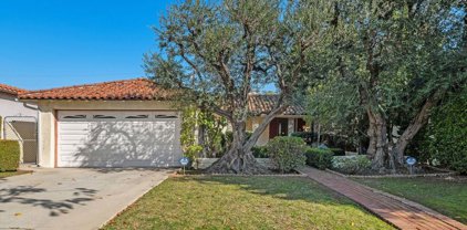 136 S Wetherly Drive, Beverly Hills