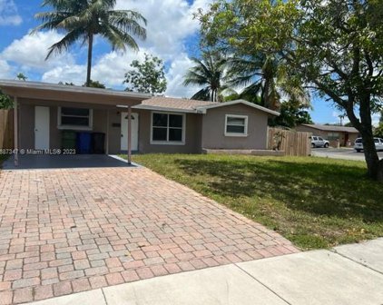 2741 Sw 4th Ct, Fort Lauderdale