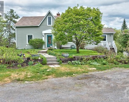1905 WOLF GROVE Road, Almonte