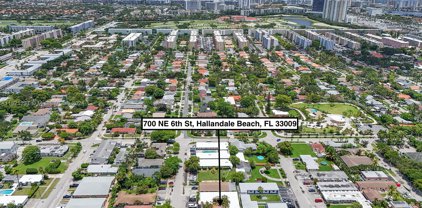 700 Ne 6th St, Hallandale Beach