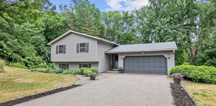 4109 Valentine Crest Road, Arden Hills