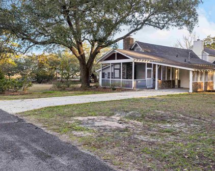 145 Midway Dr., Pawleys Island
