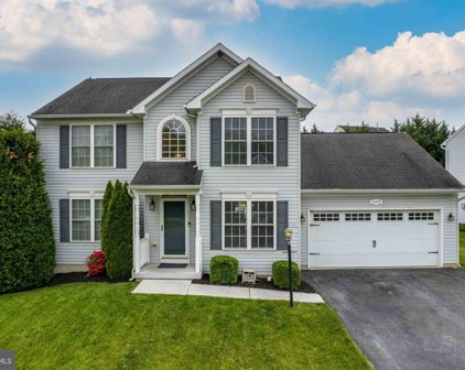 10237 Stagecoach Dr, Hagerstown