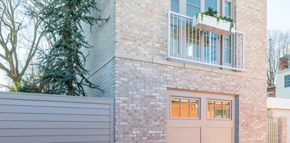 30 Kings Ct Se, Washington