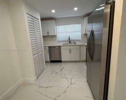 9521 Sunrise Lakes Blvd Unit #204, Sunrise