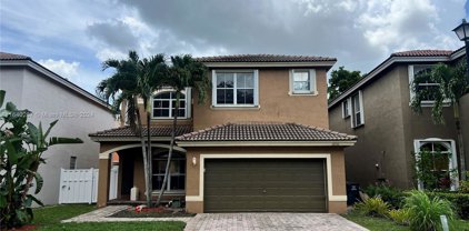 3830 Sw 48th Court, Fort Lauderdale