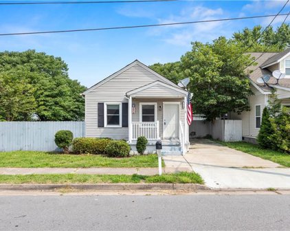1050 Kane Street, East Norfolk