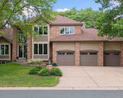 9118 Victoria Drive, Eden Prairie